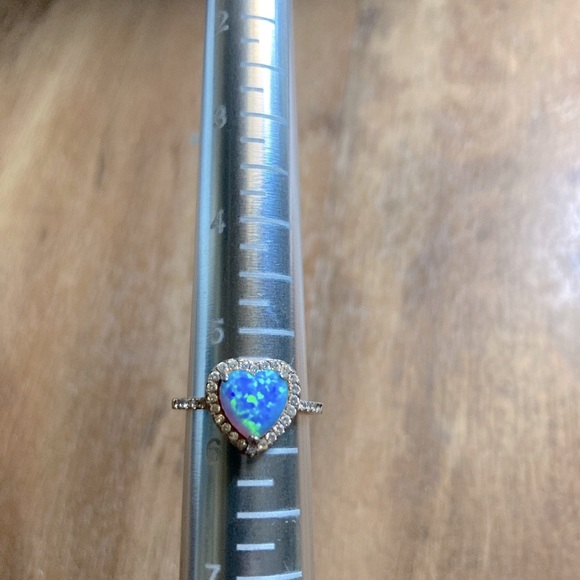 14kt CN stamped Vintage Gold Fill fire opal simulated ring - Picture 4 of 4